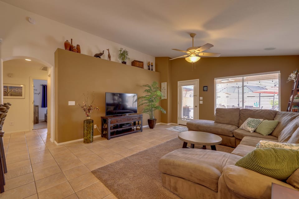 Near Golf! 'Peoria Paradise' House w/ Pool House in Glendale