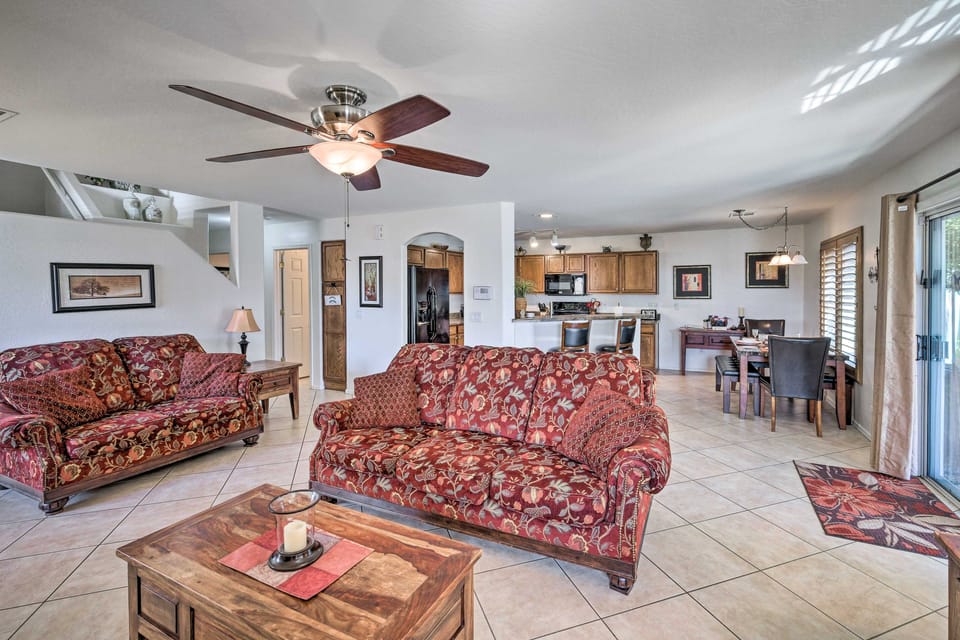 'Bella Casa' Coolidge Home w/ Pool & Hot Tub! House in Arizona