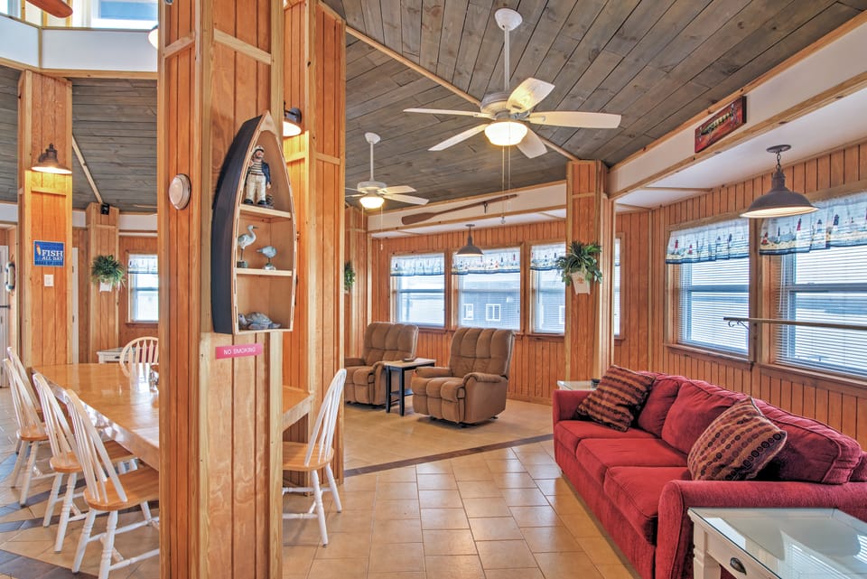'Little Blue Crab' Quaint Slidell Home: Near Lakes Cottage in New Orleans