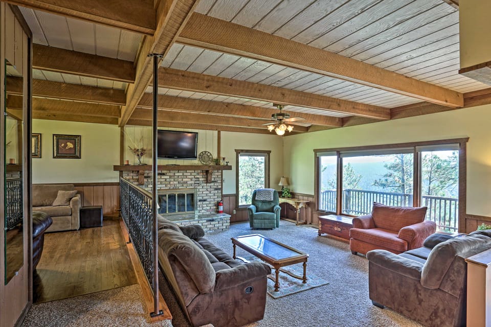 Rustic Black Hills Retreat w/ Expansive Views House in Pennington County