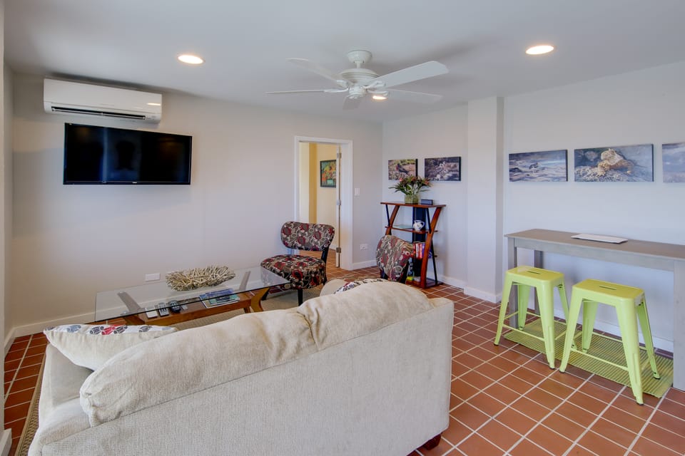 'Sea La Vie' - Waterfront St Thomas Escape w/ Pool Villa in Virgin Islands (U.S.)