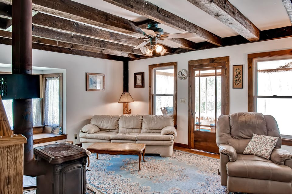 5 Mi to Cooperstown All Star Village: Otego Home House in Pennsylvania