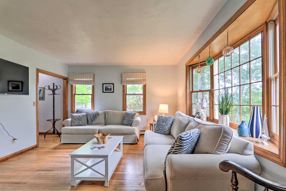 Walk to Main Street: Cottage w/ Sunroom in Hyannis House in Hyannis