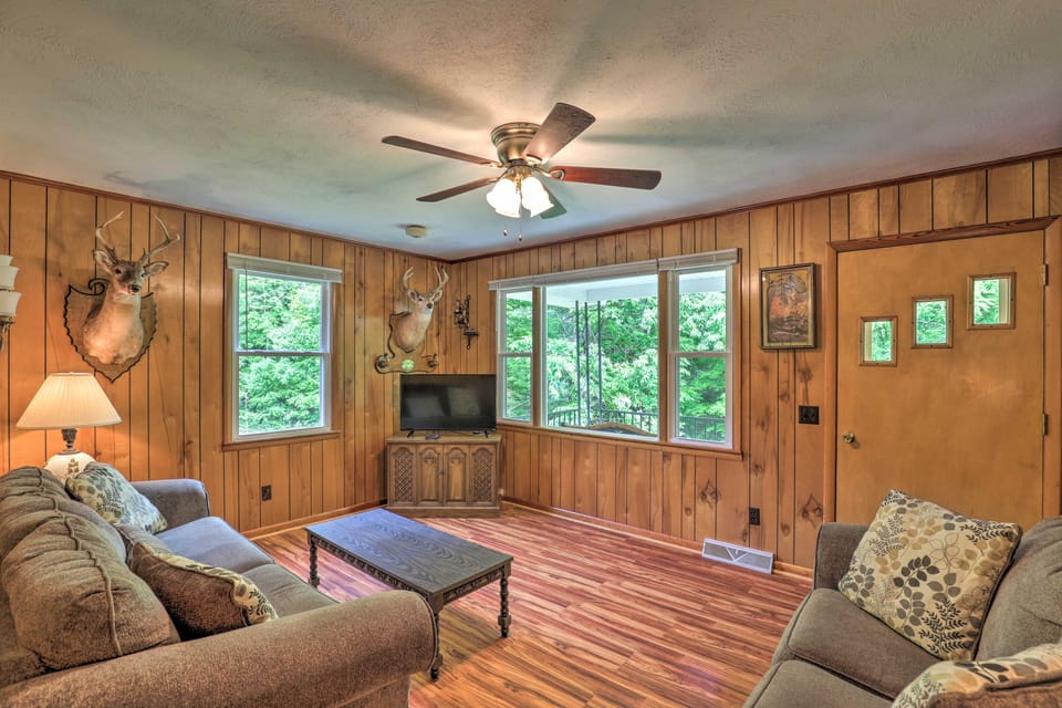 Hike the Appalachian Trail! Serene Marshall Cabin House in Tennessee