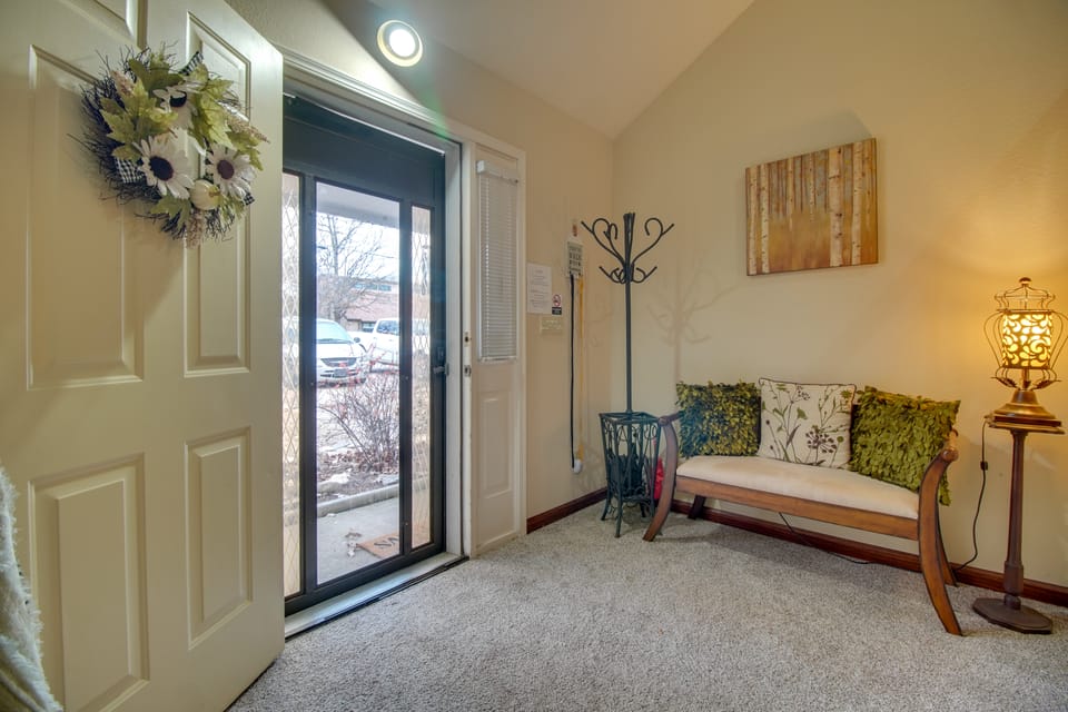 Tahlequah Duplex w/ Screened-in Porch & Fire Pit! House in Ozark Mountains