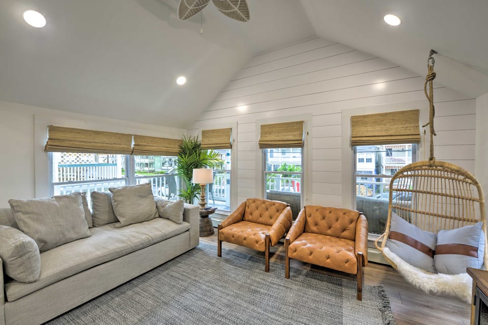 Ocean Grove Apt. w/ Balcony: 1 Block to the Beach! Apartment in Ocean Grove