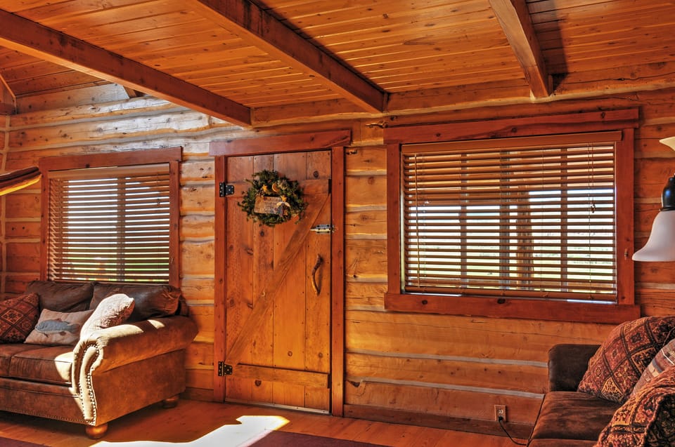 Remote Antimony Log Cabin w/ Green Meadow Views! House in Utah