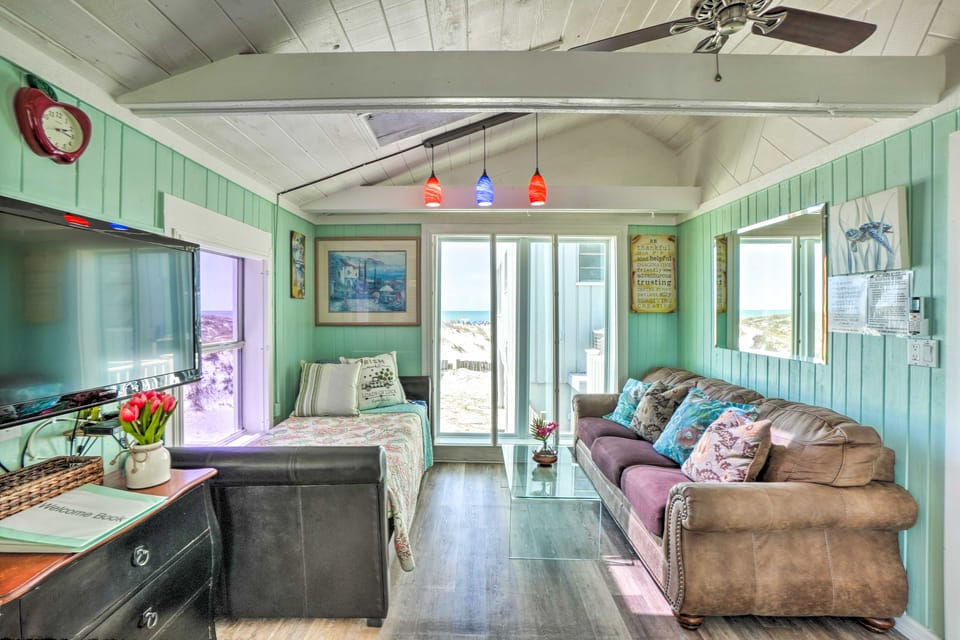 'Sea Turtle Suite' Condo w/ Clearwater Beach Views House in Clearwater Beach