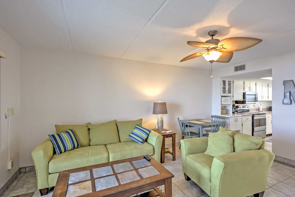 Oceanfront Ormond Beach Condo w/ Pool Access! Apartment in Ormond By The Sea