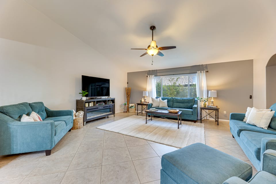 Desert Oasis Ranch-Style Mesa Home, Hiking/Tubing House in Mesa