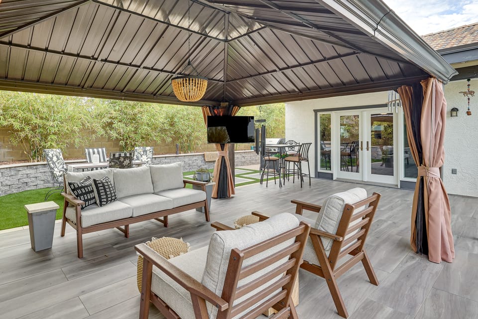 Desert Oasis Ranch-Style Mesa Home, Hiking/Tubing House in Mesa