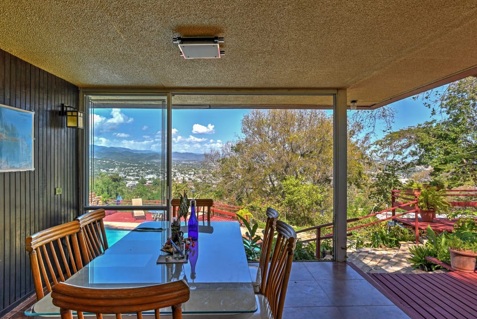Tropical Ponce Home: Private Pool & Outdoor Oasis! House in Ponce
