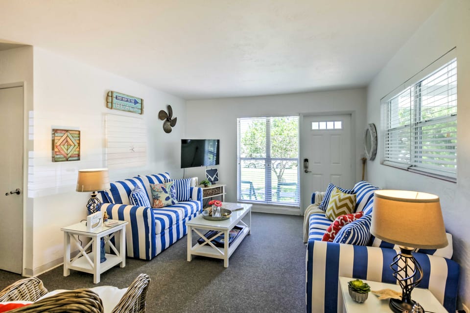 Walk to Beach: New Smyrna Beach Abode w/ BBQ! House in New Smyrna Beach