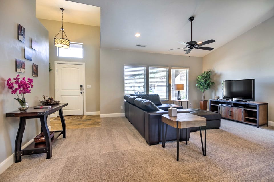 Scenic La Verkin Home: 20 Mi to Zion National Park House in Toquerville