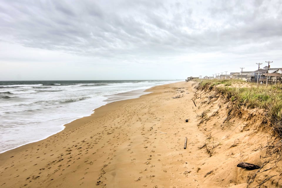Kitty Hawk Townhome at Sea Dunes - Walk to Beach! Apartment in Kitty Hawk