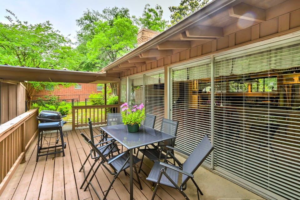 Restful Winnsboro Family Home: Walk to Main Street House in Texas