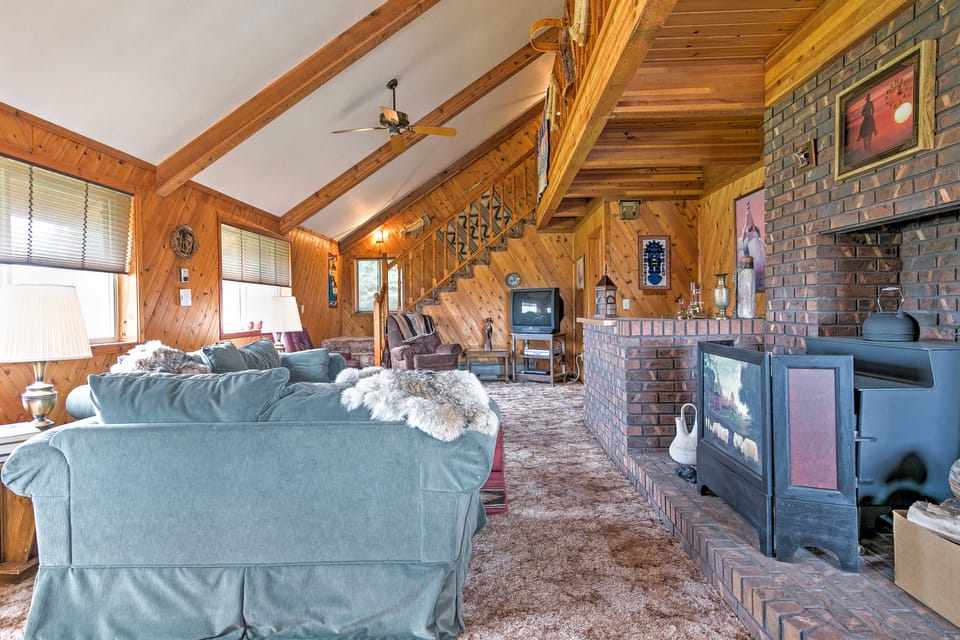 Hideaway on Working Cattle Ranch 26 Mi to Rogerson House in Idaho