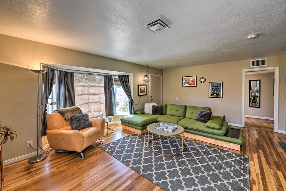 Vintage Downtown Vegas Retreat < 3 Mi to Strip! House in Las Vegas