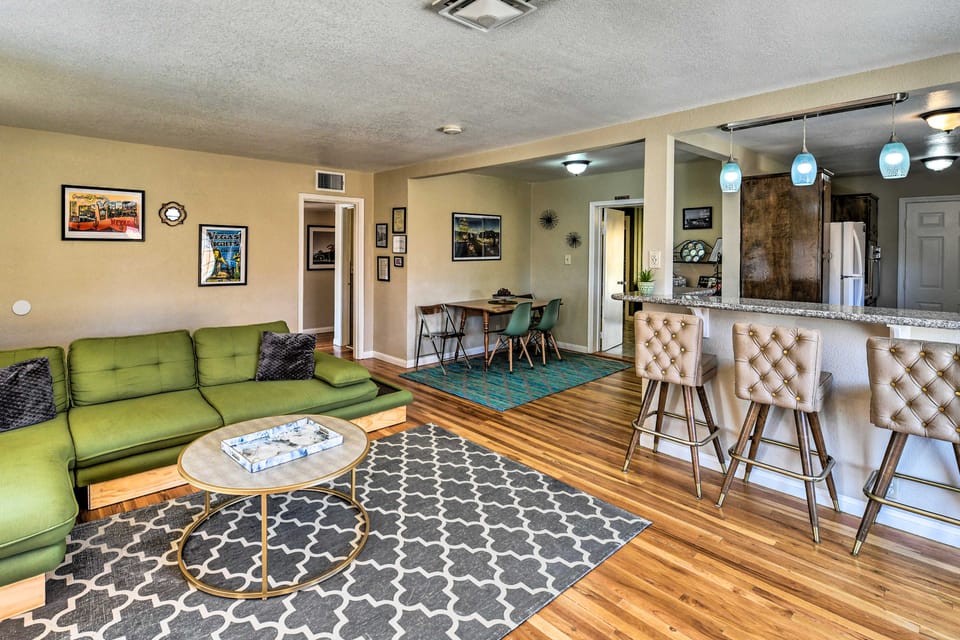 Vintage Downtown Vegas Retreat < 3 Mi to Strip! House in Las Vegas