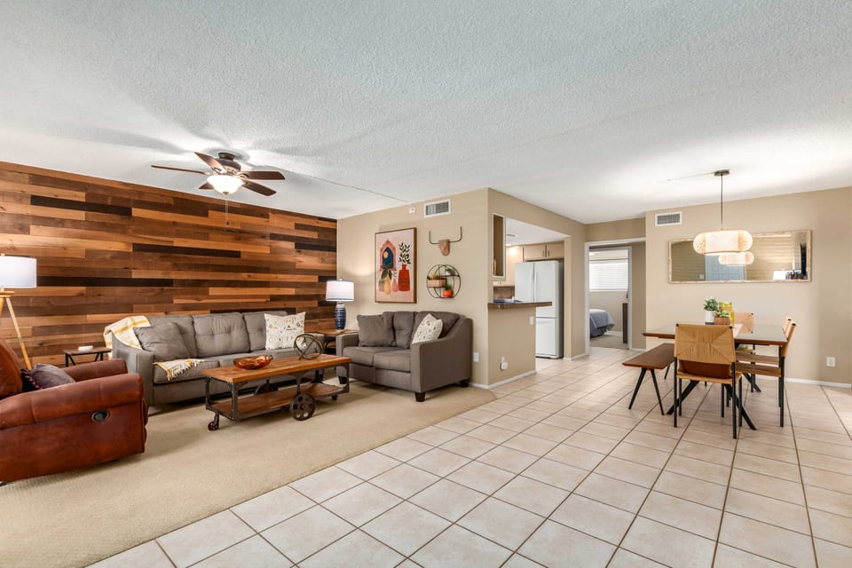 Furnished Patio! 'Casa Feliz' Old Town Condo Apartment in Scottsdale