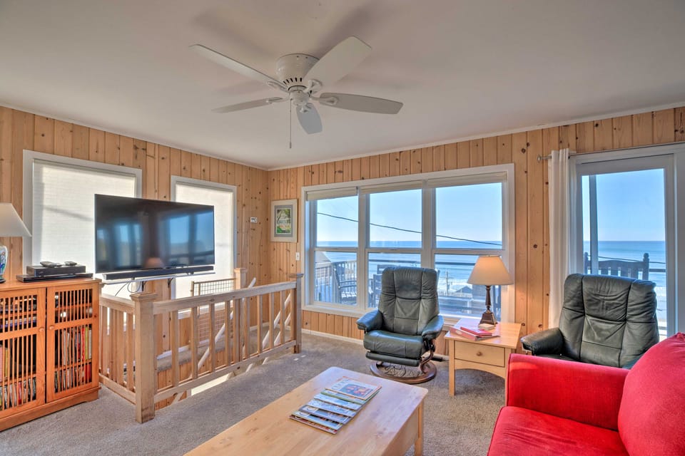 Exquisite Oceanside House w/ Pacific Views & Deck! House in Oregon