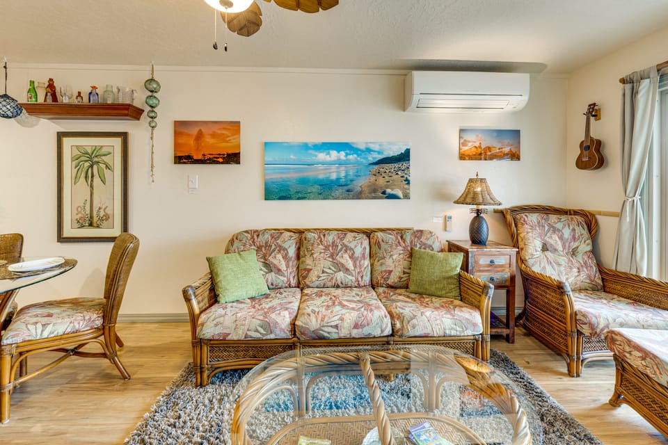 Pristine Lihue Condo w/ Balcony: Walk to Beach! Apartment in Lihue