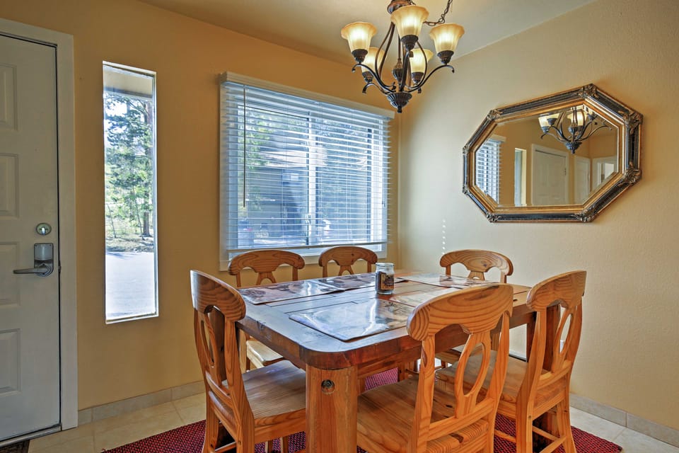 7 Mi to Slopes! Mtn-View Silverthorne Resort Hub Apartment in Wildernest