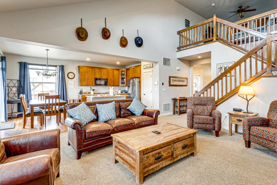 Granby Home w/ Hot Tub + Ski, Golf & Pool Access House in Granby