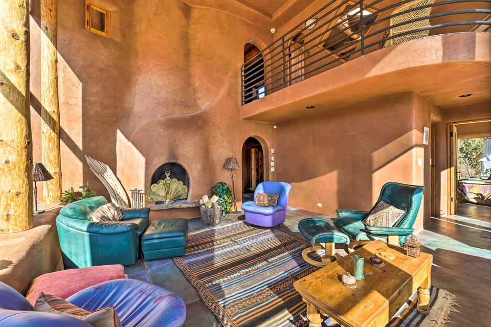 Peaceful New Mexico Retreat w/ Panoramic Mtn Views House in New Mexico