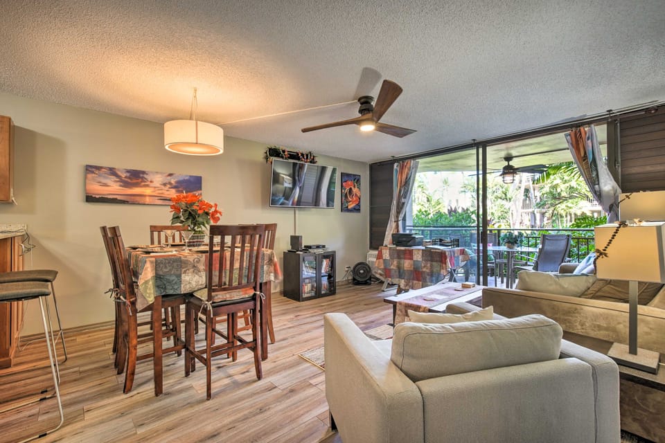 Kailua-Kona Condo w/ 2 Private Lanais! Apartment in Holualoa