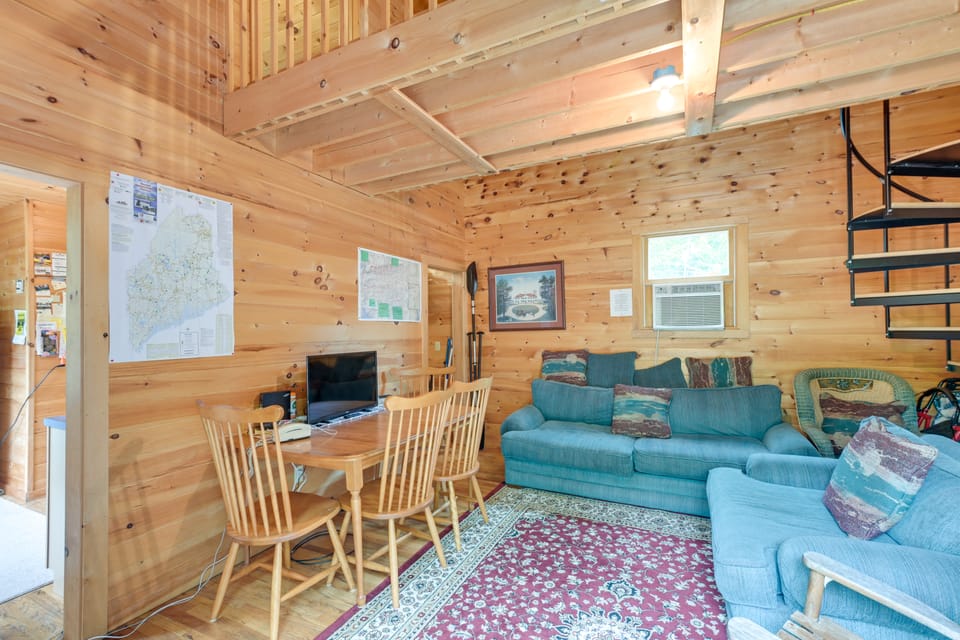 Near Snowmobiling: Secluded Harmony Cabin w/ Deck! House in Maine