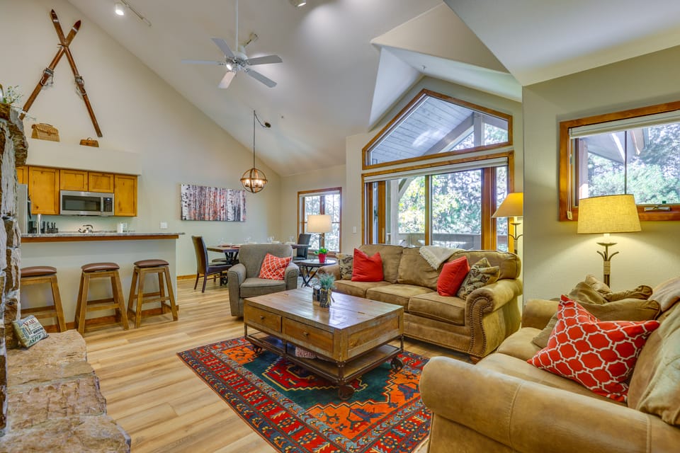 Walk to Ski Lift: Renovated Condo in Breckenridge! Apartment in Breckenridge