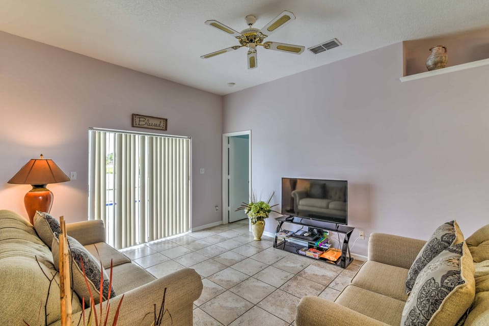 Kissimmee Retreat w/ Pool: Near Disney & Golf! House in Kissimmee
