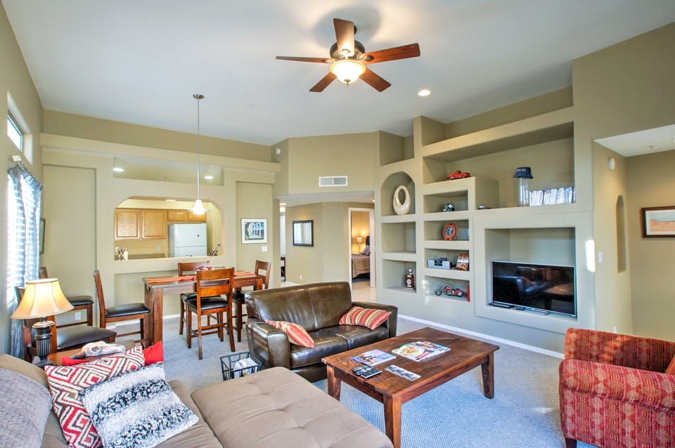 Lovely Condo w/ Balcony < 3 Miles to Parks + Golf! Apartment in Fountain Hills