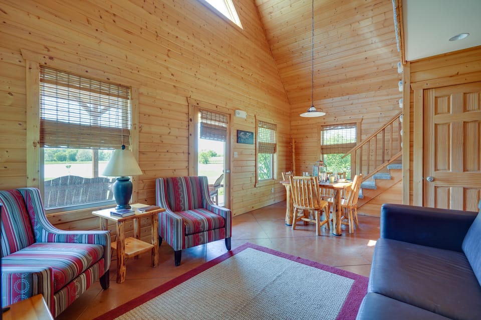 Lakefront Vacation Rental w/ Patio & Grill! House in Missouri