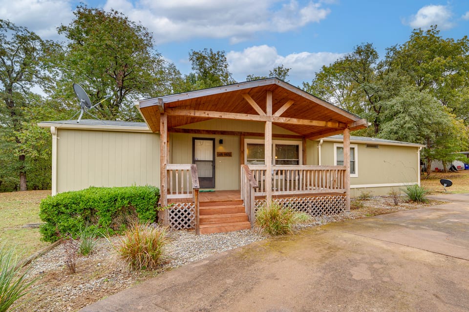 1 Mi to Lake Texoma! Family Home in Woodsy Setting House in Lake Texoma