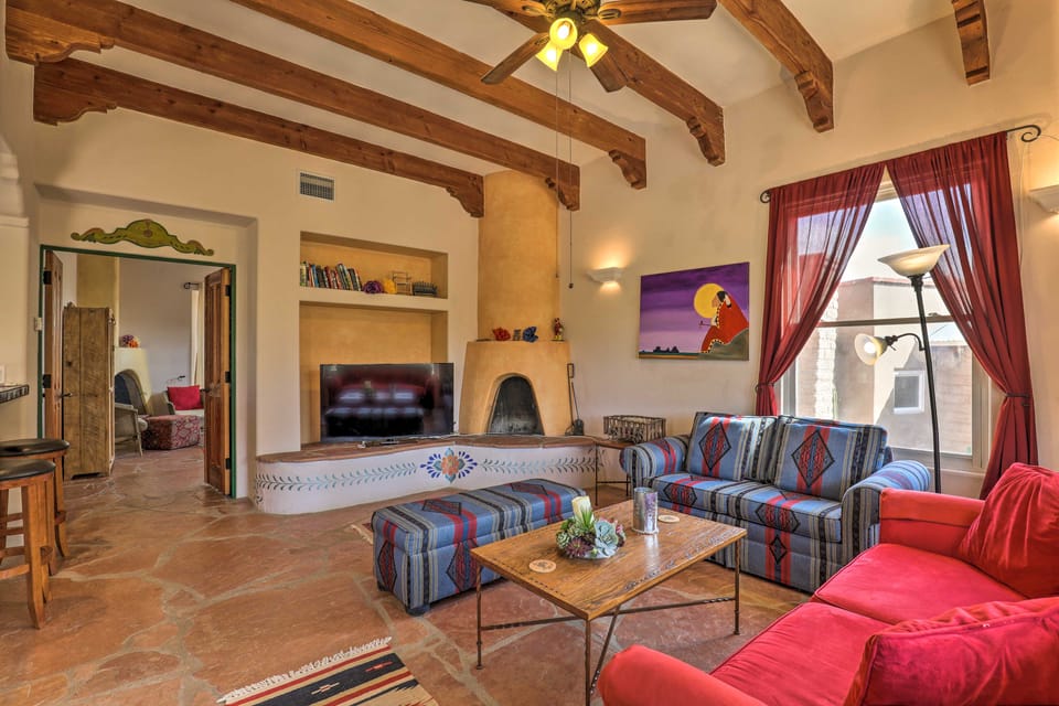 'La Roca' Tucson Mtn-View Casita on 10 Acres House in Arizona