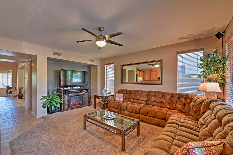Heated Pool, Fire Pit & Game Room: Surprise Home House in Surprise