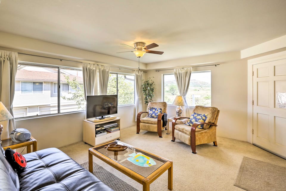Kapolei Condo w/ Lanai & Pool Access - Near Beach! Apartment in Oahu