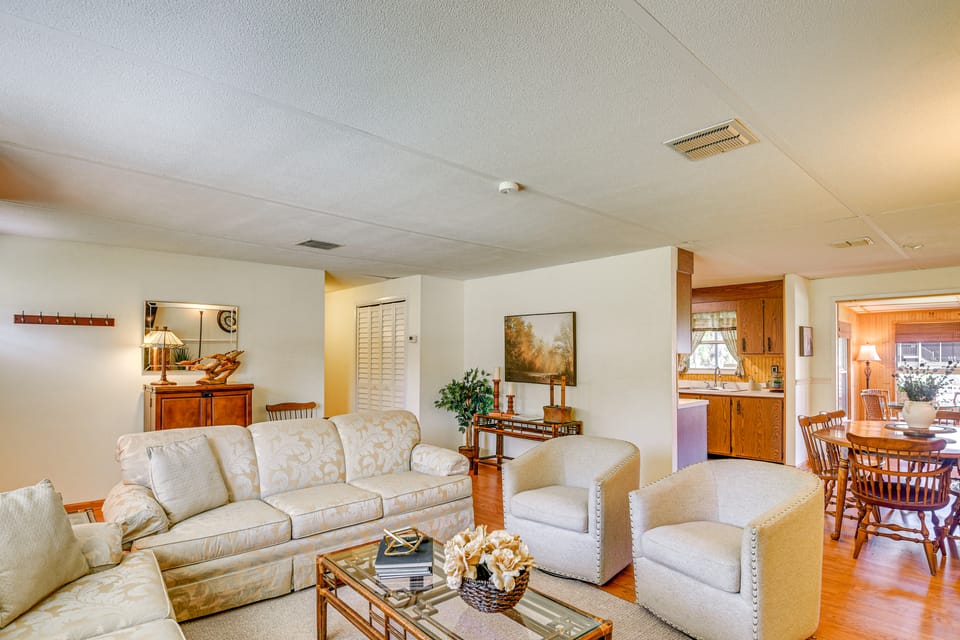 Riverside Retreat w/ Boat Dock in Sunny Astor! House in Astor