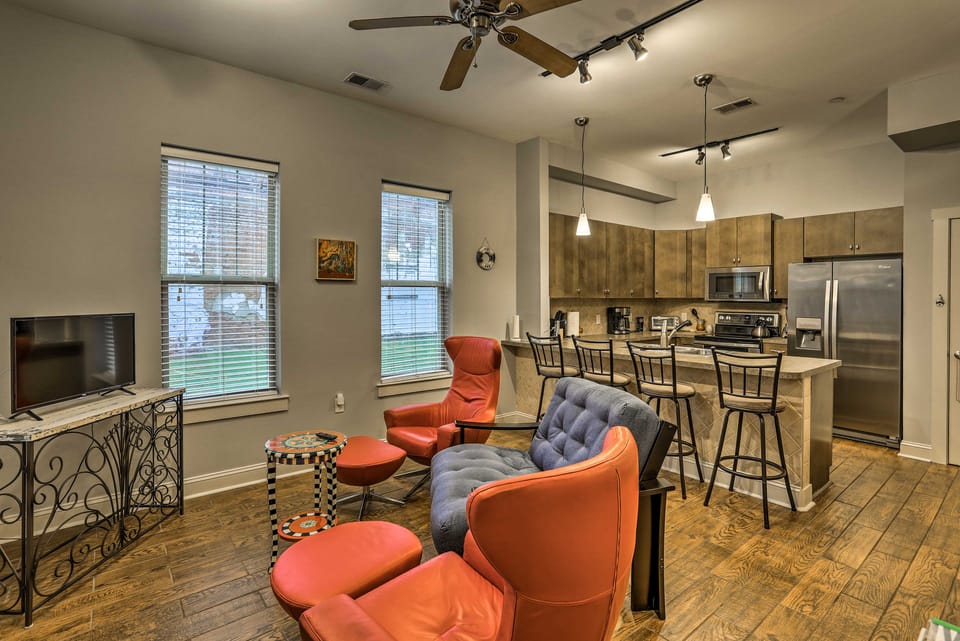 Your 2BD Wilmington Spring Break Retreat! Apartment in Wilmington