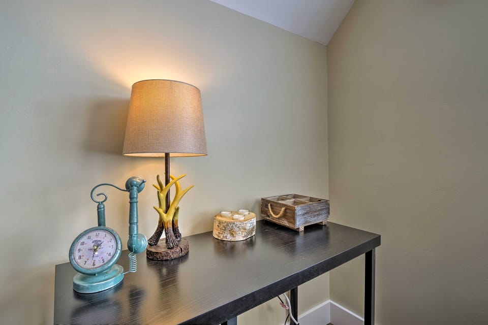 Gunnison Studio w/ Shuttle: 30 Mi to Crested Butte Apartment in Gunnison