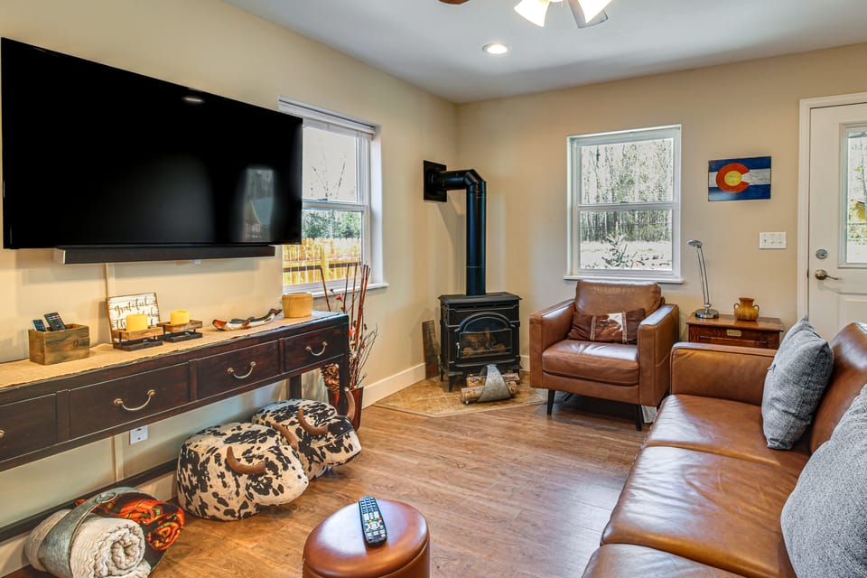 30 Mi to Crested Butte: Dog-Friendly Home By River House in Gunnison