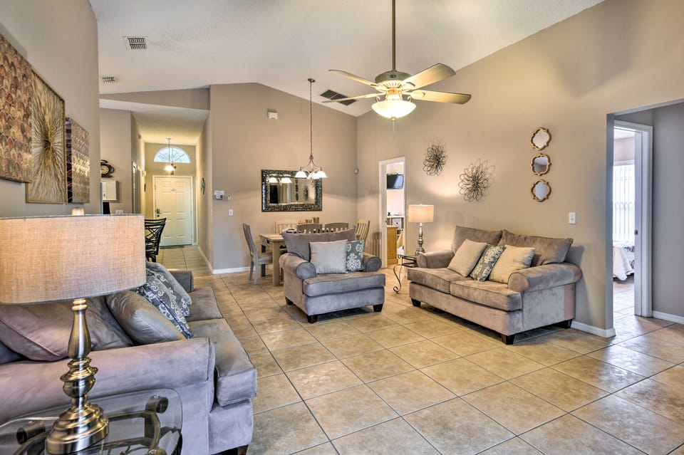 Clermont Home w/ Pool & Game Room: 10 Mi to Parks! House in Four Corners