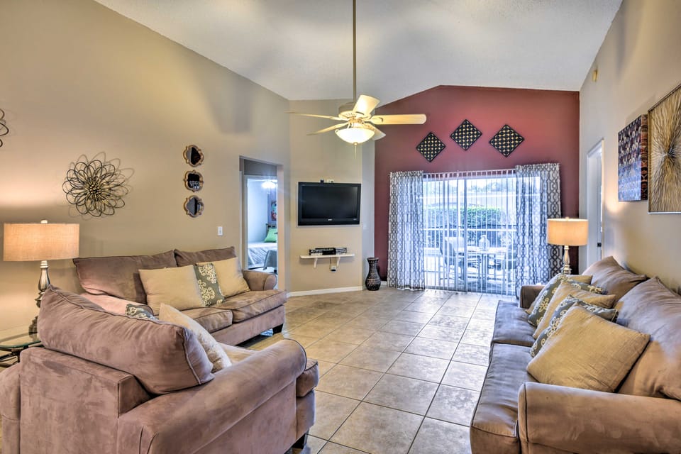Clermont Home w/ Pool & Game Room: 10 Mi to Parks! House in Four Corners