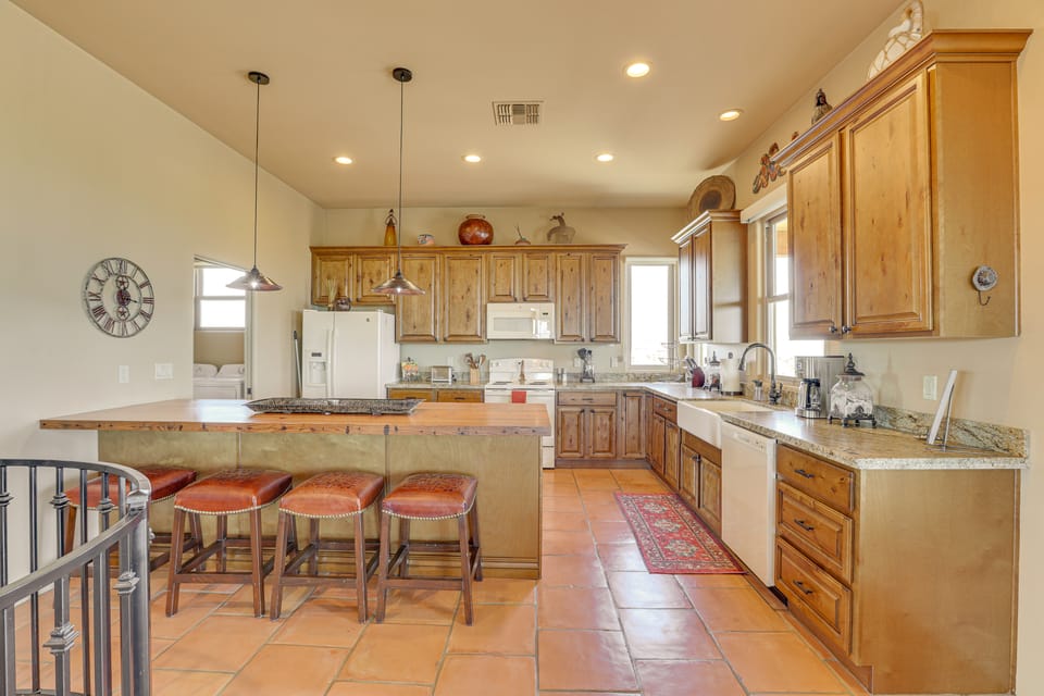 'The Hideaway' - Santa Fe-Style Home in Rio Verde! House in Maricopa County