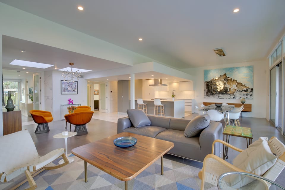 Patio, Grill & Mtn Views: Luxe Home in Palm Desert House in Rancho Mirage