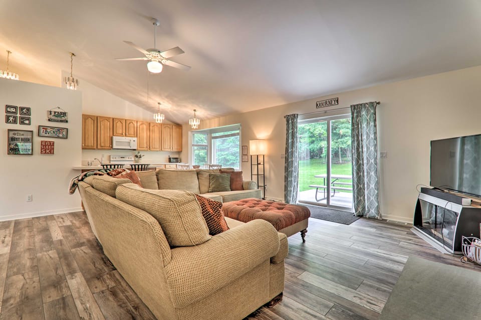 Private Dog-Friendly Home: 3 Mi to Elk Mountain House in Pennsylvania