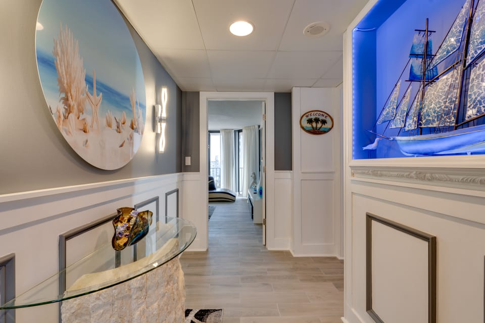 Community Perks! Luxury Panama City Beach Condo Apartment in Edgewater Gulf Beach