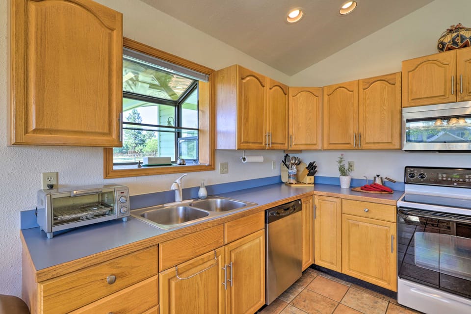 Ski, Soak & Explore! Spacious Pagosa Springs Home House in Colorado